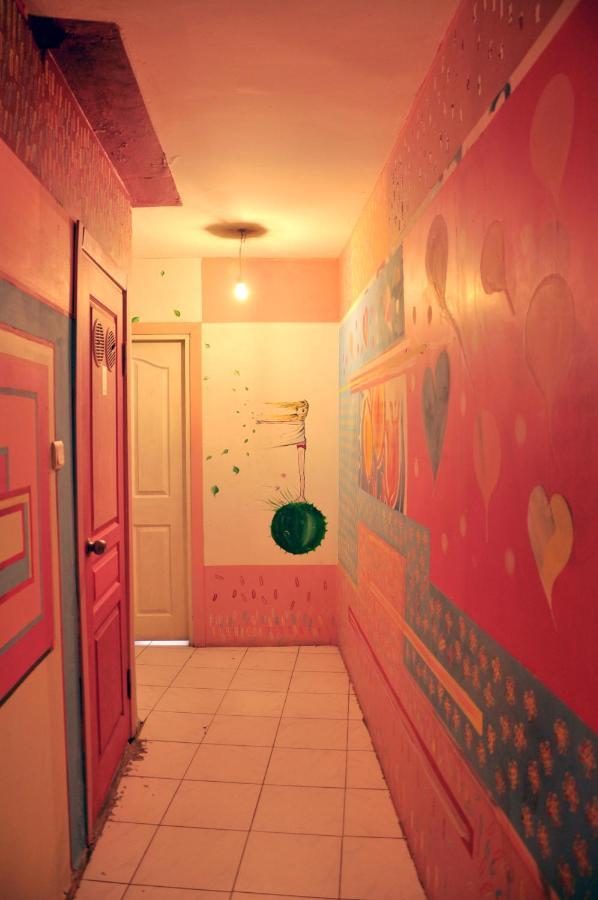 Neverland Hostel Стамбул Экстерьер фото